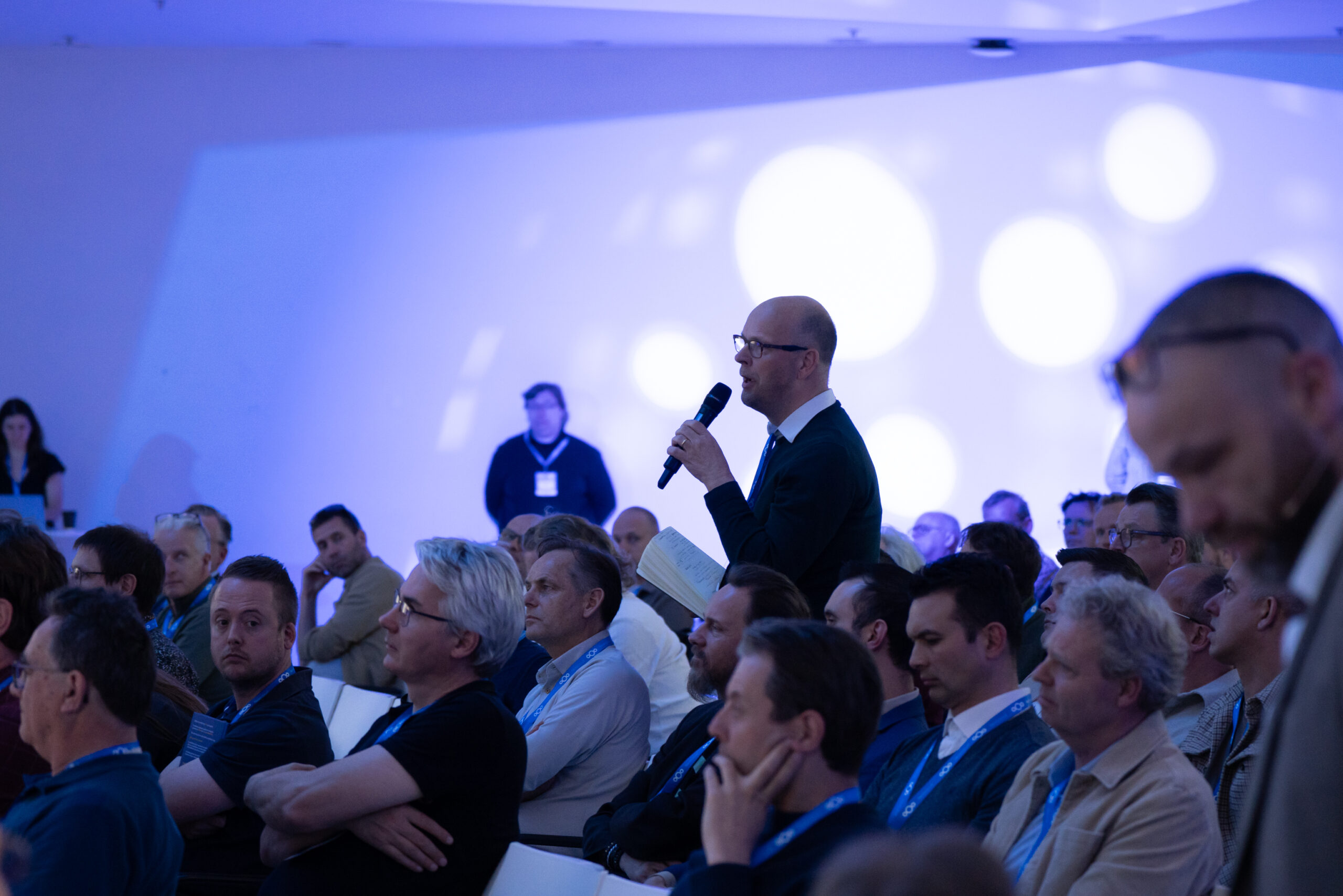 Attendee asking question at Nextcloud Enterprise Day Utrecht 2026
